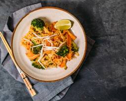 Veganes Rezept: Pad Thai mit Brokkoli 1