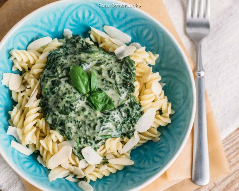 Pasta mit veganer Spinatsoße von SevenCooks