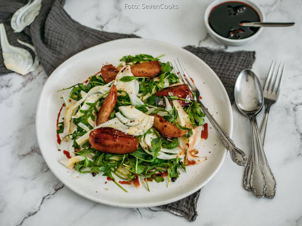 Pochierter Birnen-Fenchel-Salat mit Cranberry von SevenCooks