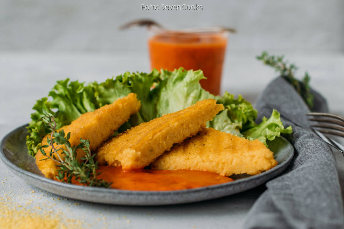 Polenta-Schnitten mit frischer Tomatensauce von SevenCooks