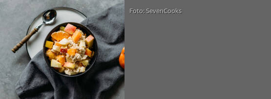Rezeptbild für "Powerfrühstück mit Obst, Kokosjoghurt und Haferflocken"