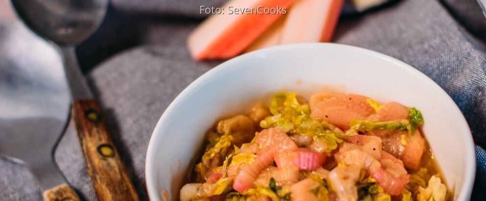 Veganes Rezept: Rhabarber-Romanesco-Salat 2