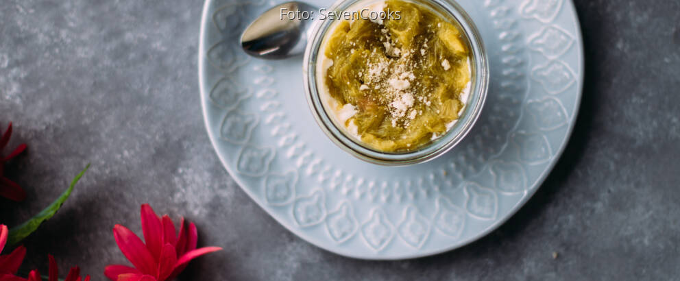 Veganes Rezept: Rhabarber-Tiramisu