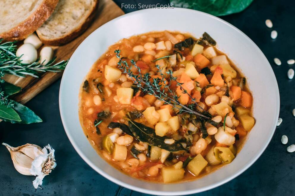 Ribollita mit geröstetem Knoblauchbrot von TanjaCooks