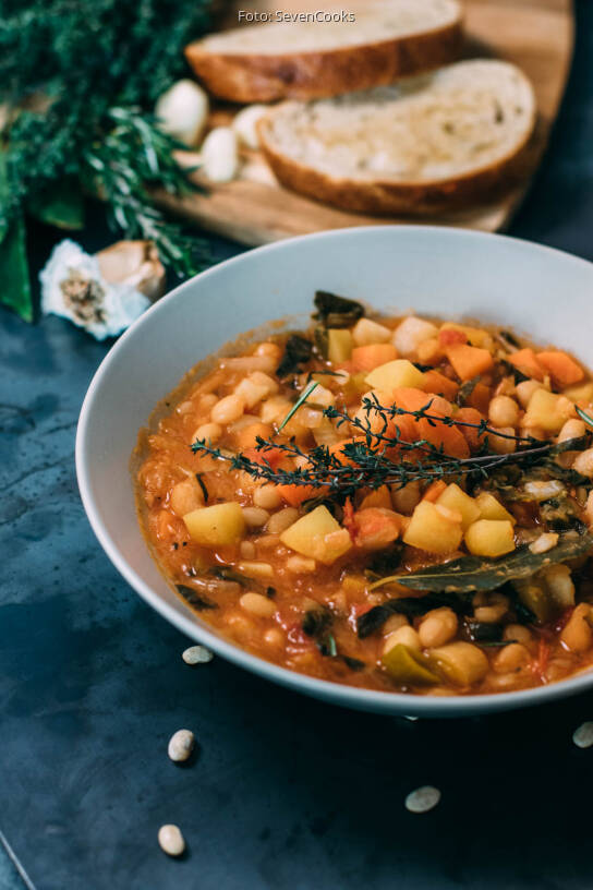 Ribollita mit geröstetem Knoblauchbrot von TanjaCooks