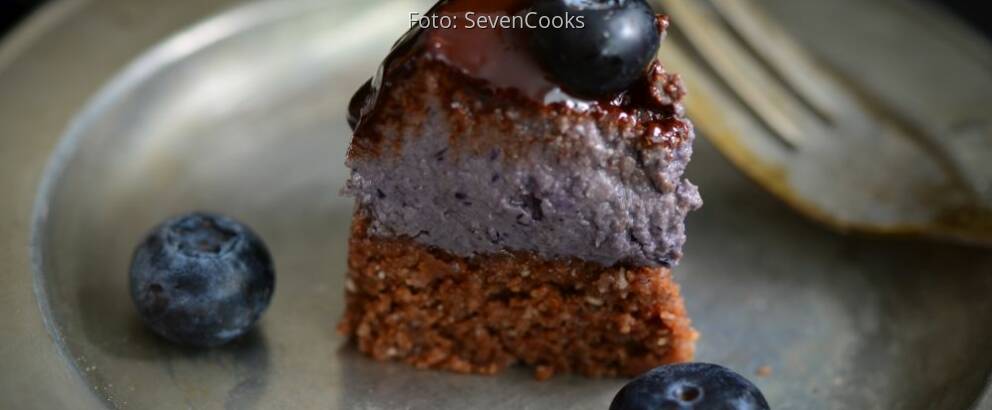 Fertiges Rezept: Rohe Törtchen mit Heidelbeeren_2