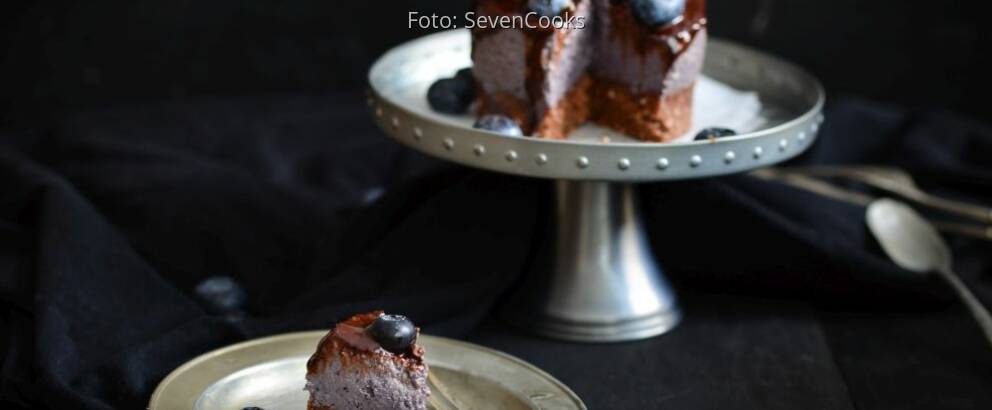 Fertiges Rezept: Rohe Törtchen mit Heidelbeeren_3