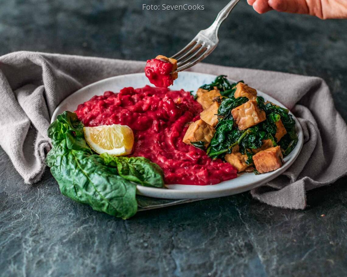 Veganes_Rezept:_Rote_Bete_Kokosstampf_mit_Tempeh_neu 3