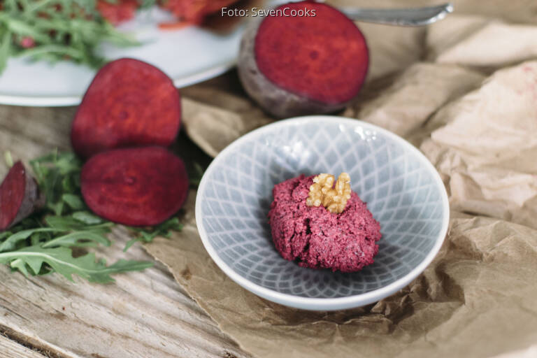 Rote-Bete-Pesto mit Walnüssen von SevenCooks