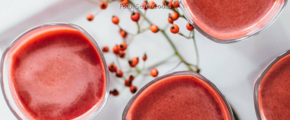 Veganes Rezept: Roter Apfel-Karottensaft