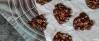 Veganes Rezept: Schoko-Bites mit Erdnüssen und Cranberries_2