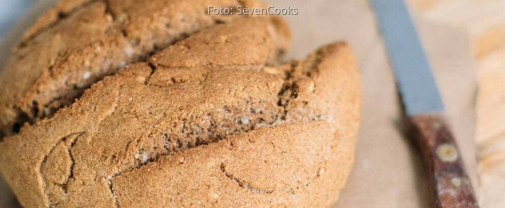 Veganes Rezept: Selbstgebackenes Sauerteigbrot_1