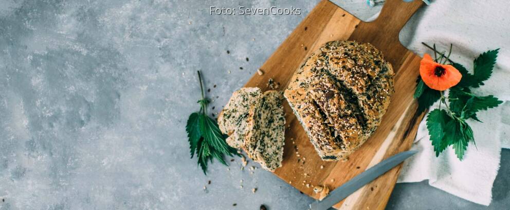 Veganes Rezept: Selbstgemachtes Brennnesselbrot
