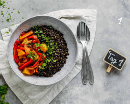 Veganes Rezept: Simple Meal-Prep 1: Belugalinsen mit Ofengemüse_1_Schild