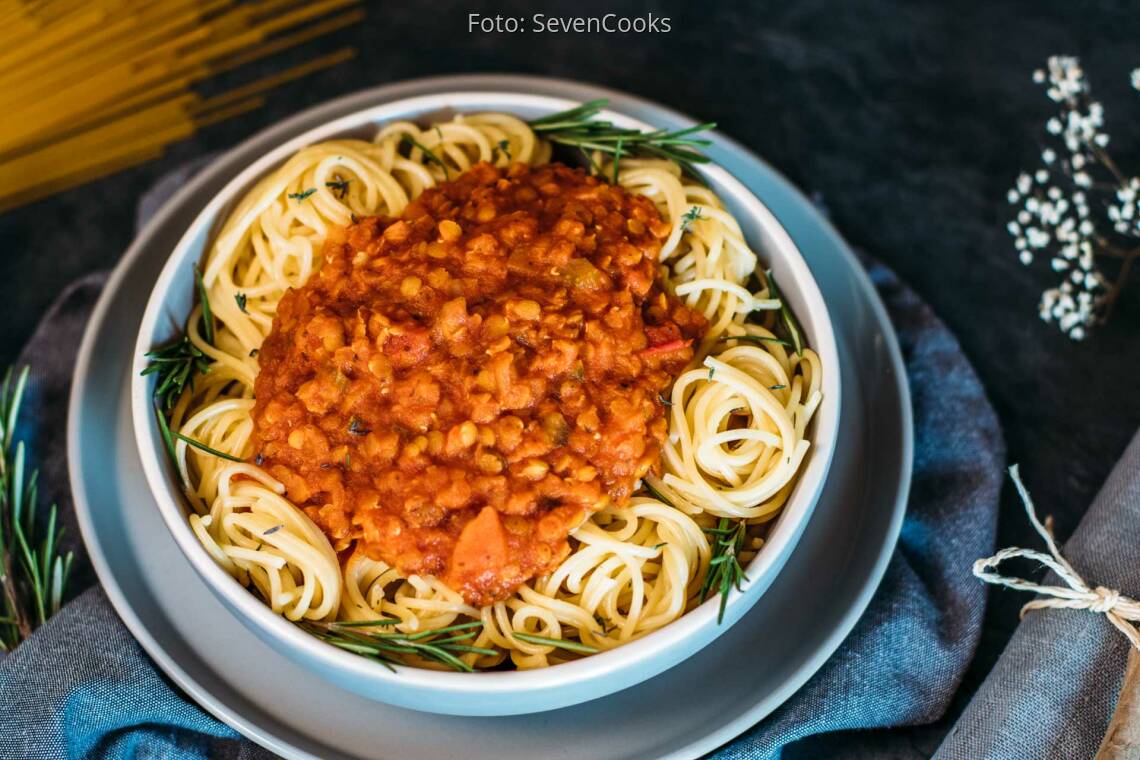 Veganes Rezept: Spaghetti mit Linsenbolognese 3