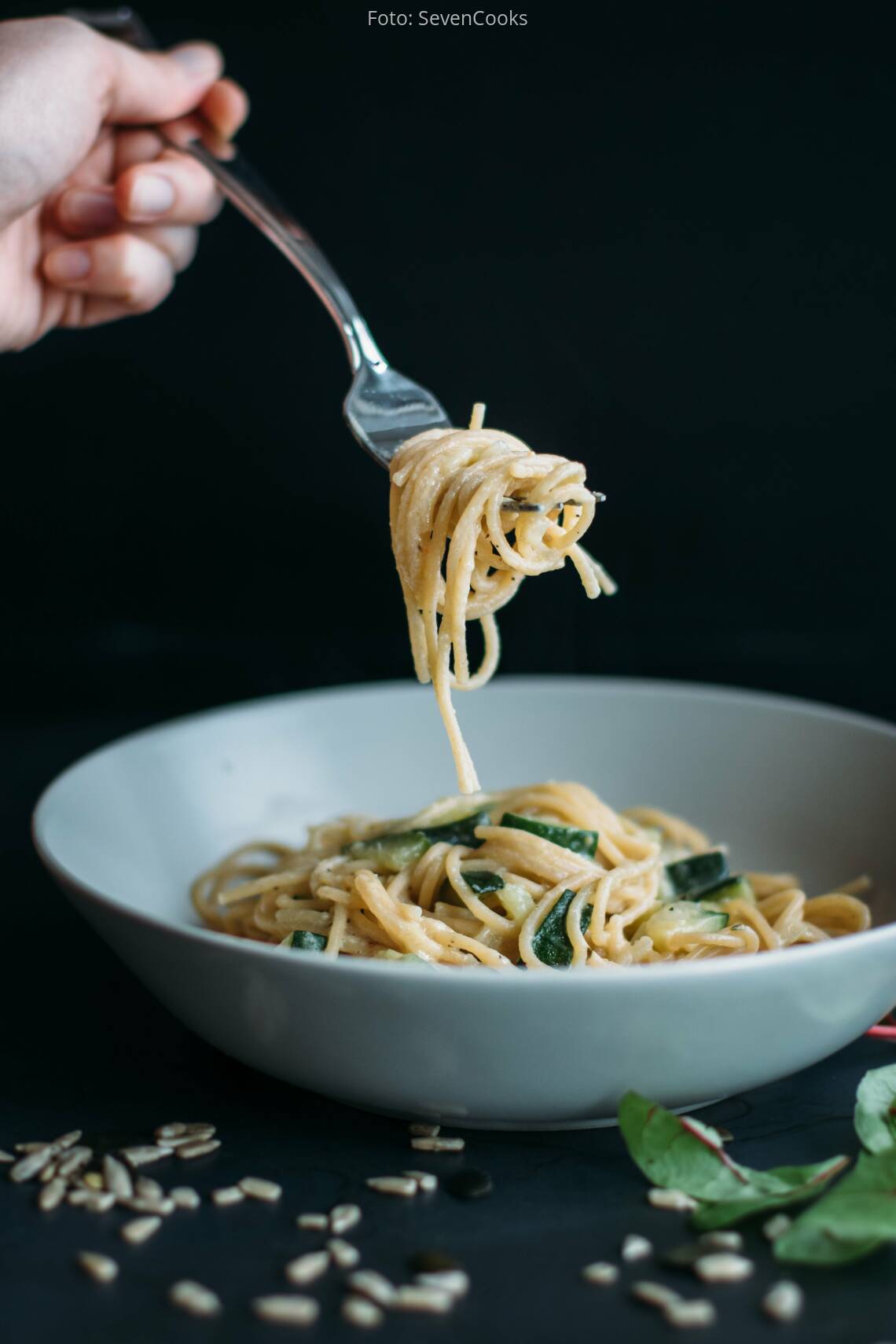 Veganes Rezept: Spaghetti mit veganer Zucchinisoße_1