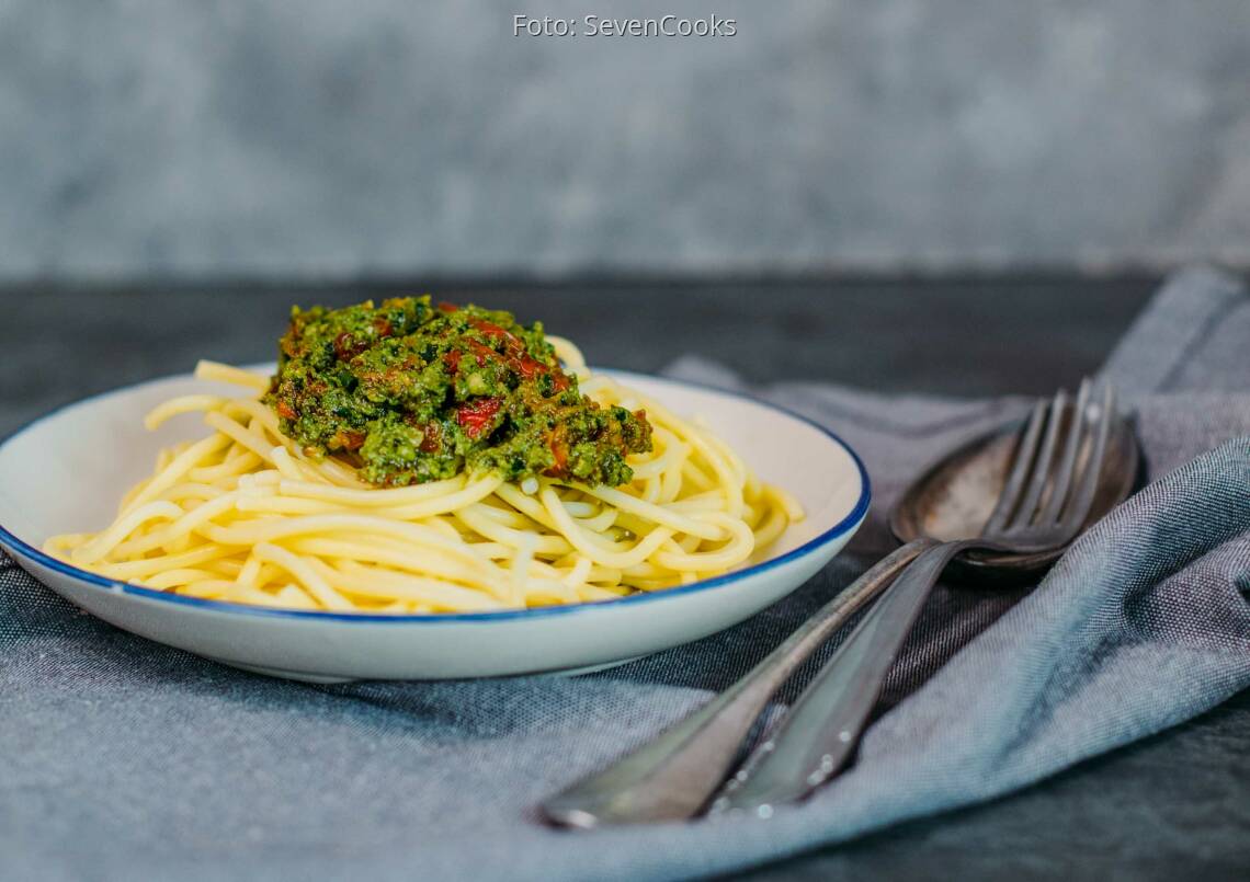 Veganes Rezept: Spinat Pesto mit Spaghetti 3