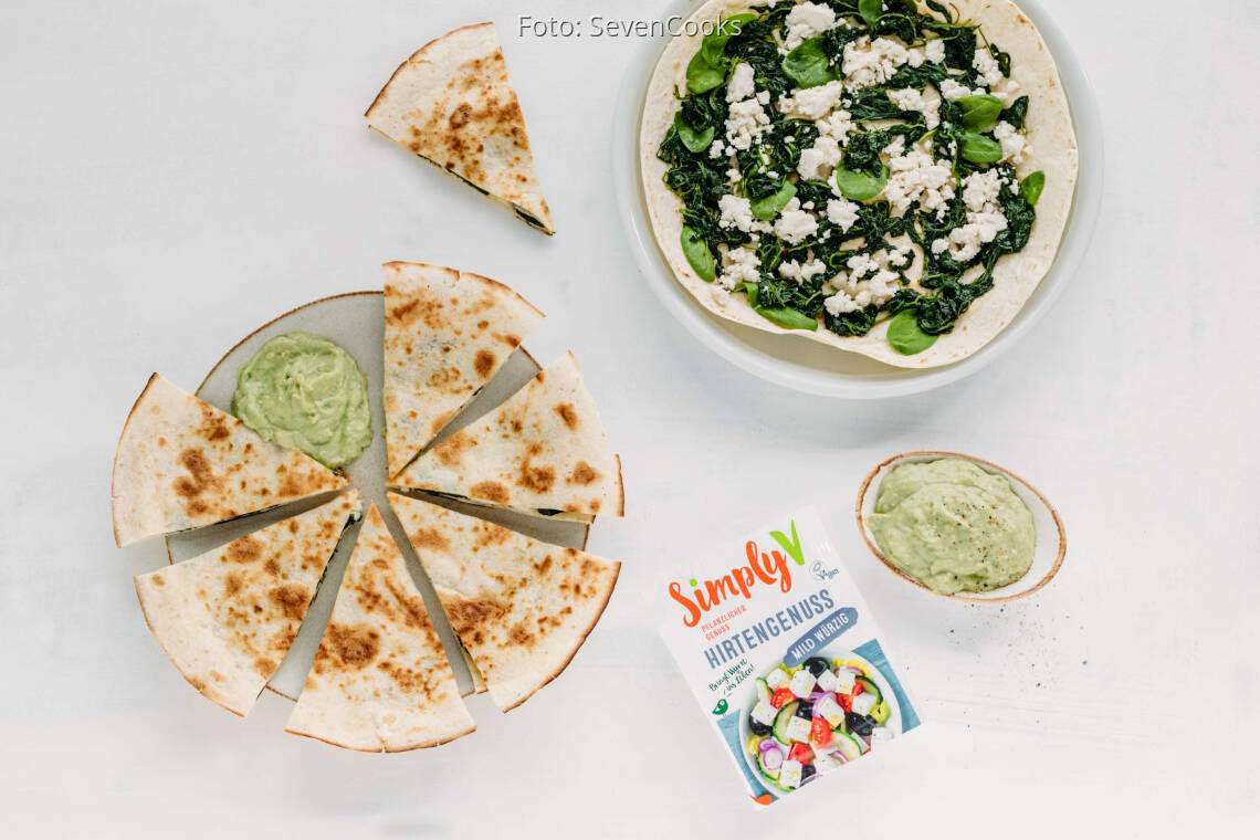 Veganes Rezept: Spinat-Quesadillas mit veganem Feta von Simply V 2