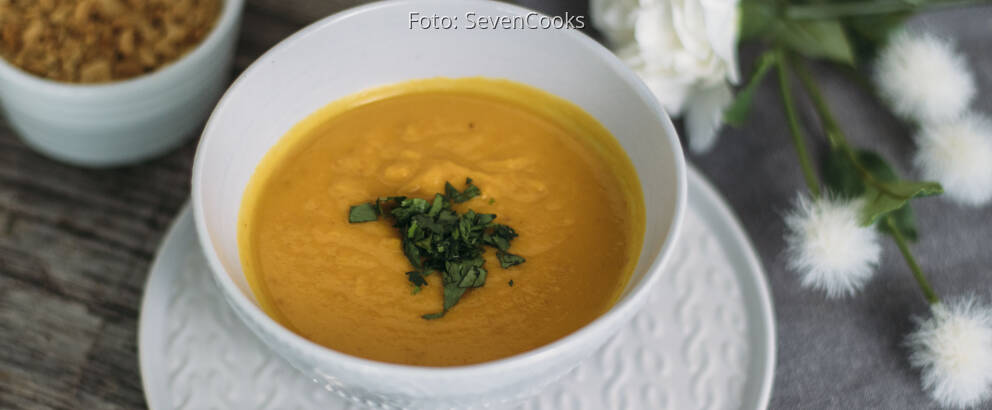 Veganes Rezept: Süßkartoffel-Erdnuss-Suppe 1