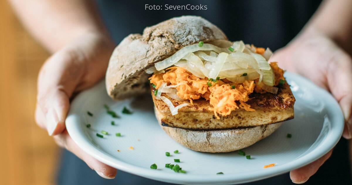 Tofu-Karotten-Semmel | SevenCooks