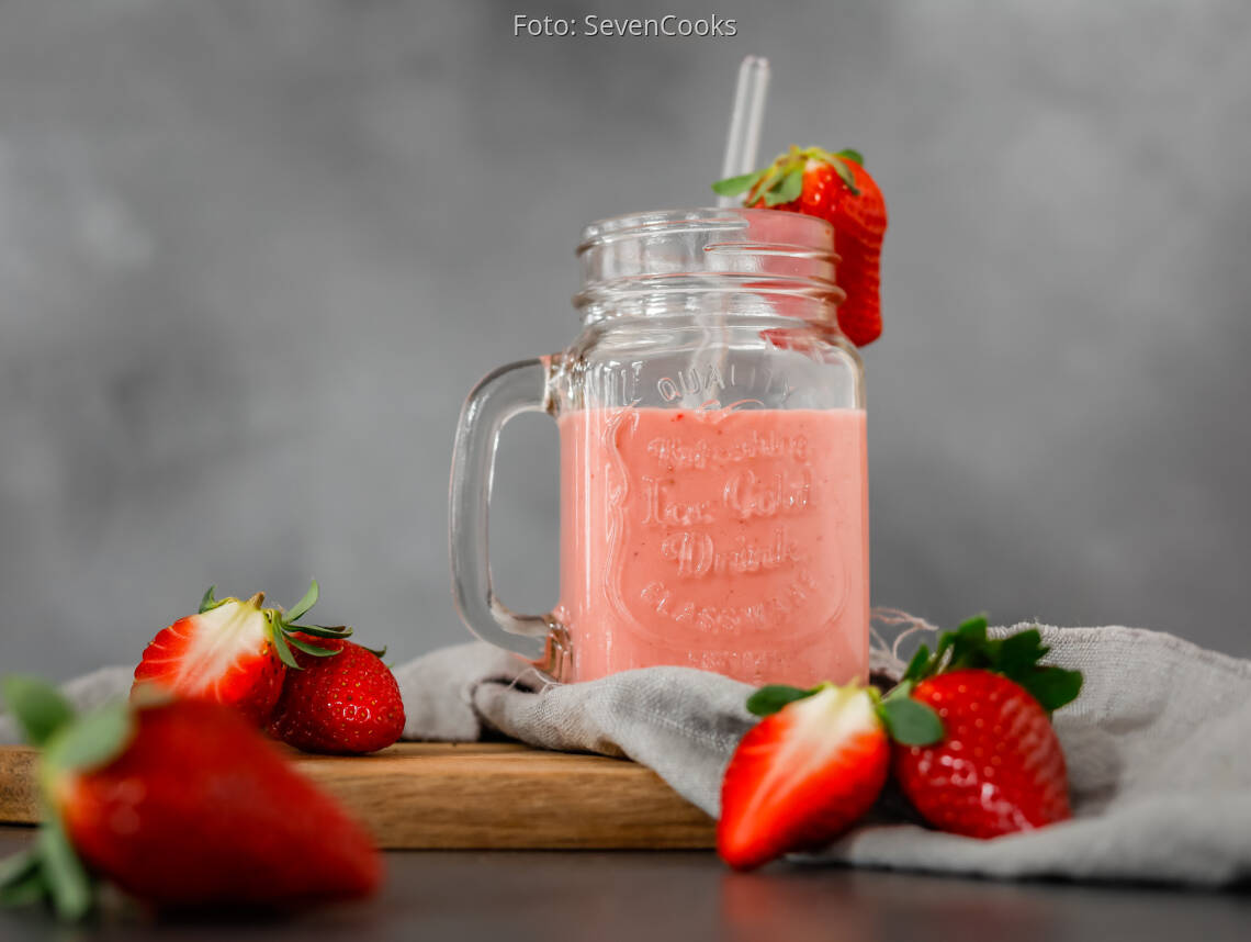 Veganes Rezept: Trinkjoghurt mit Erdbeeren
