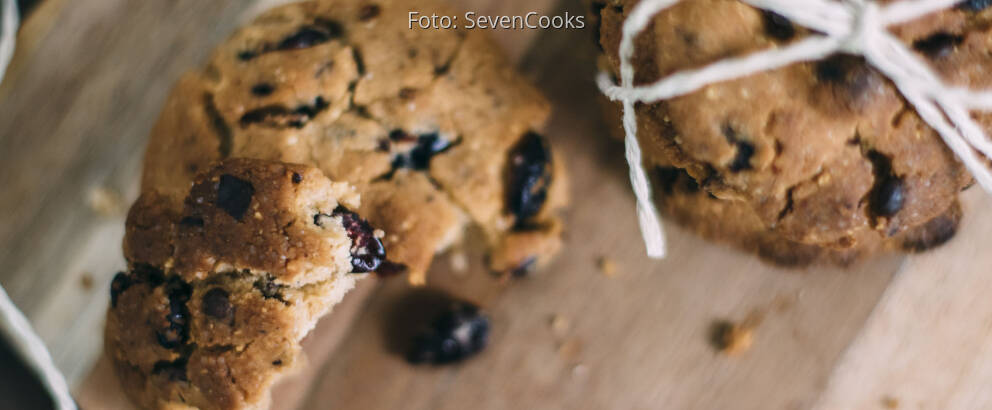 Veganes Rezept: Vegane Schokokekse mit Cranberries und Walnüssen