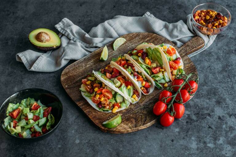 Veganes Rezept: Vegane Tacos mit Sojaschnetzeln 1