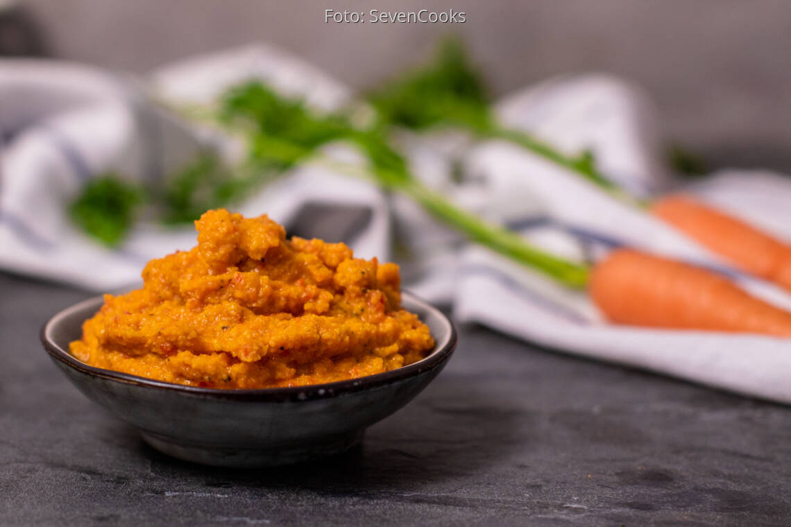 Veganes Rezept: Veganer Karotten-Kichererbsen-Dip 2