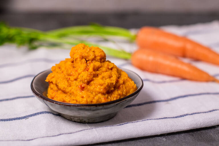 Veganes Rezept: Veganer Karotten-Kichererbsen-Dip 1