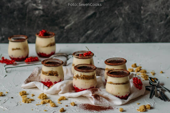 Veganes Johannisbeer-Tiramisu von SevenCooks