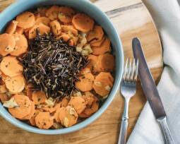 Veganes Rezept: Wildreis mit Karotten-Thymian-Gemüse 1
