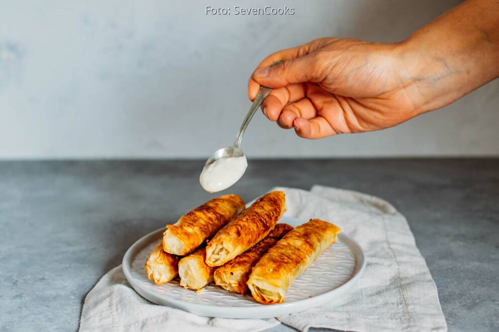 Zigarrenbörek mit Spinat und Zwiebeln von SevenCooks