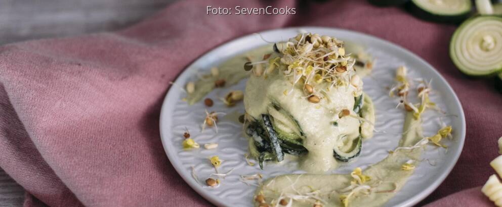 Veganes Rezept: Zucchininudeln Alfredo 2