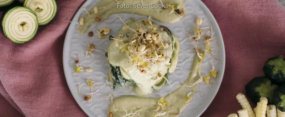 Veganes Rezept: Zucchininudeln Alfredo 3