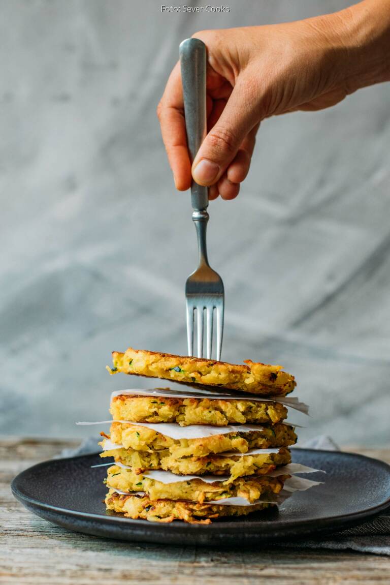 Zucchini-Kartoffel-Rösti von SevenCooks