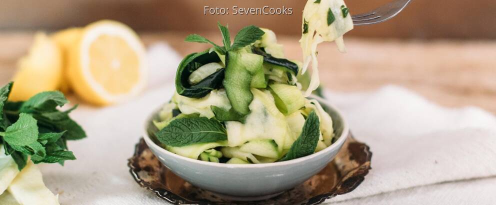 Veganes Rezept: Zucchini-Minz-Salat_1