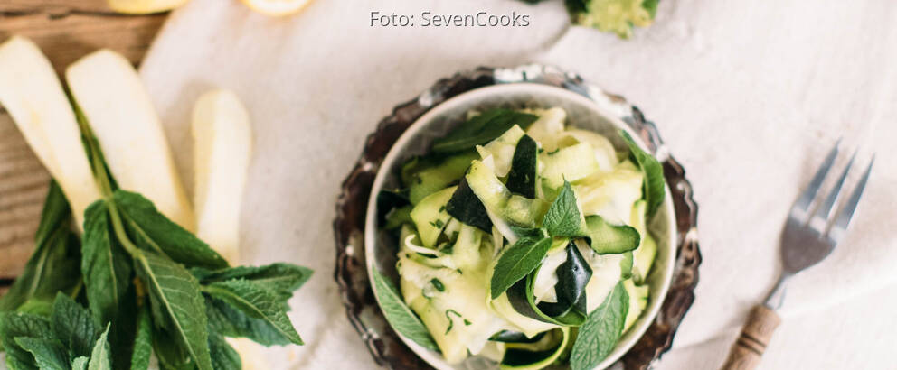 Veganes Rezept: Zucchini-Minz-Salat_3