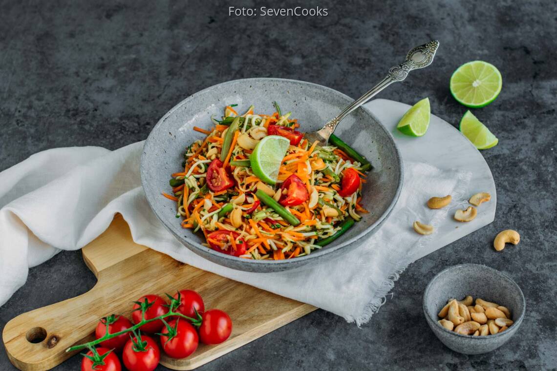 Veganes Rezept: Zucchini-Salat Thai-Style 2