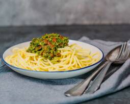 Veganes Spinat Pesto mit Spaghetti 1