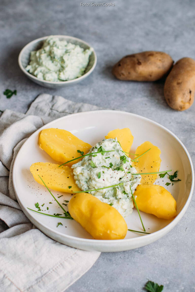 Pellkartoffeln mit Avocado-Kräuter-Quark von SimonCooks