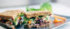 Vegetarisches Rezept: Avocado Veggie Deluxe Sandwich
