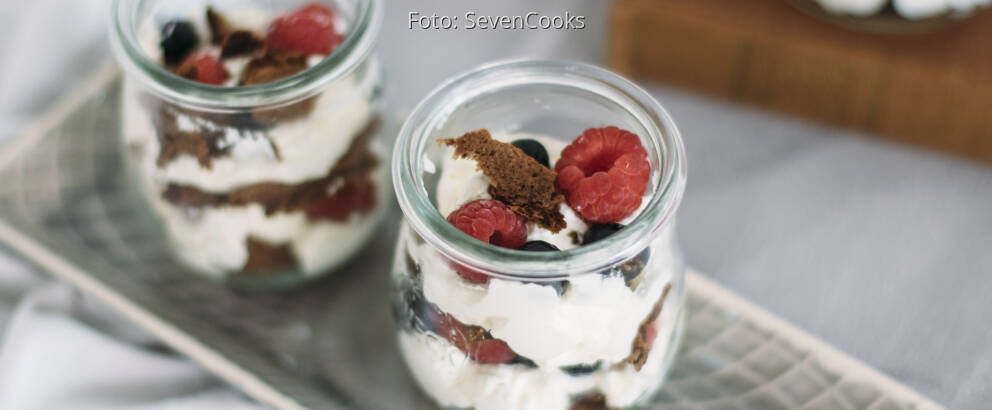 Vegetarisches Rezept: Beeren-Schichtdessert