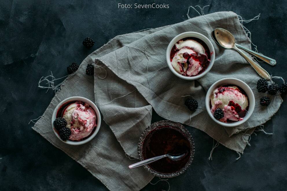 Brombeer-Joghurt-Eis von SevenCooks
