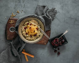 Vegetarisches Rezept: Buchweizen Porridge mit Apfelkompott 1