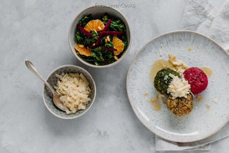 Bunte Knödel mit Nussbutter und Wintersalat von SevenCooks