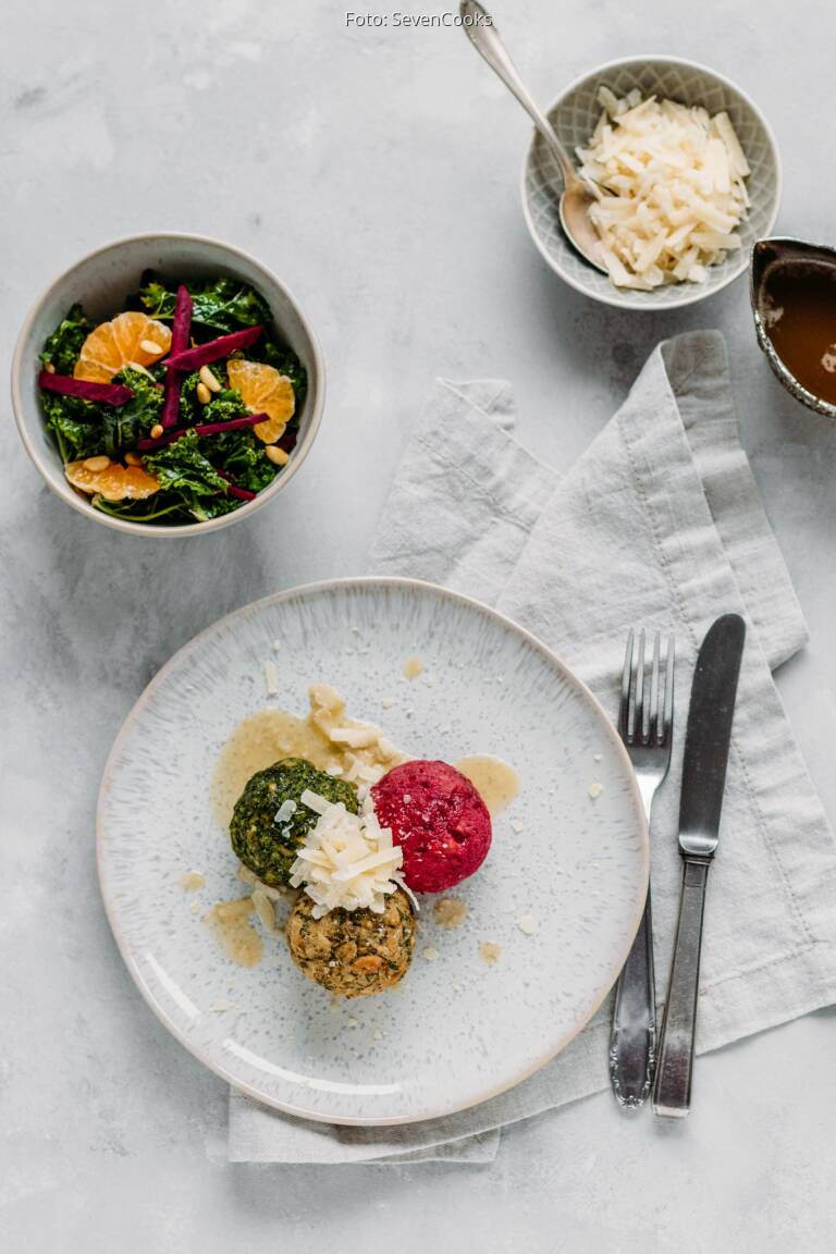 Bunte Knödel mit Nussbutter und Wintersalat von SevenCooks