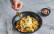 Vegetarisches Rezept: Buntes Lauch-Karotten-Gemüse mit Kartoffelpüree 1