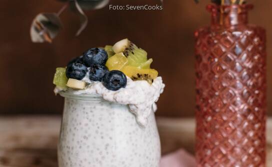 Chiapudding Mit Skyr Das Proteinreiche Fettarme Fruhstuck Mit Gesunden Superfoods Sevencooks