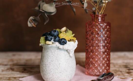 Chiapudding Mit Skyr Das Proteinreiche Fettarme Fruhstuck Mit Gesunden Superfoods Sevencooks