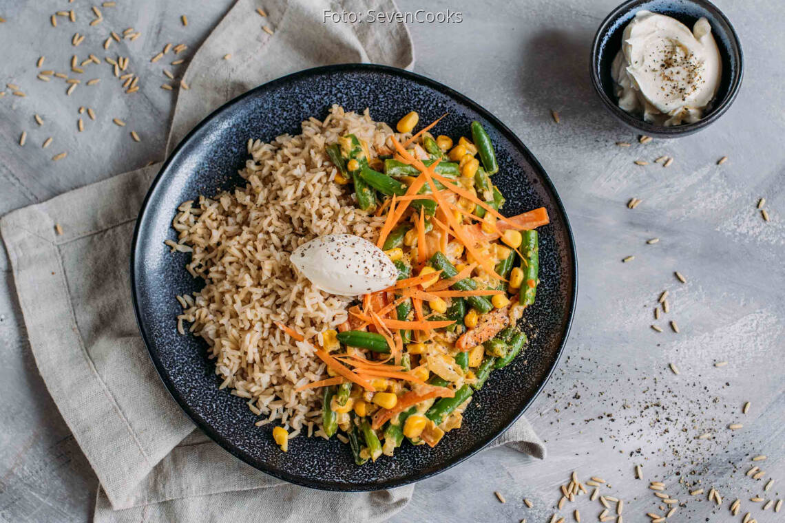 Vegetarisches Rezept: Cremige Gemüsepfanne mit Reis